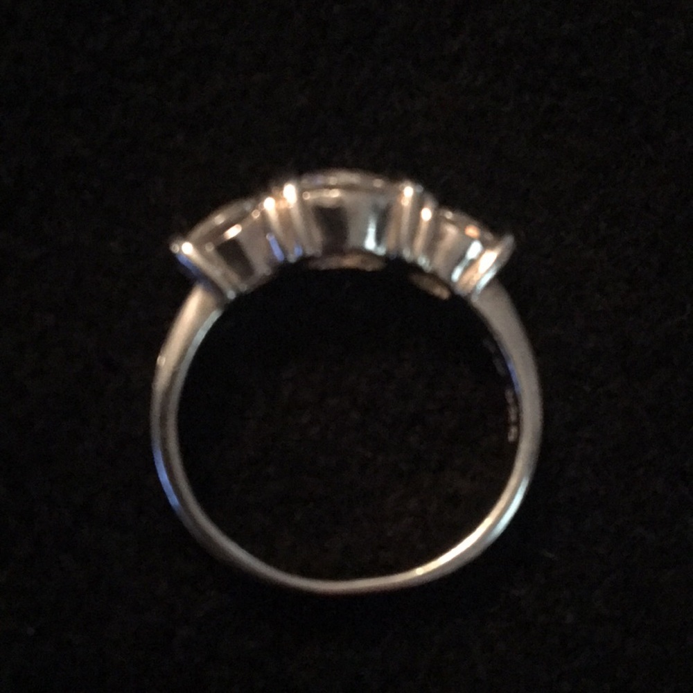Premier Designs ring - Picture 4 of 5